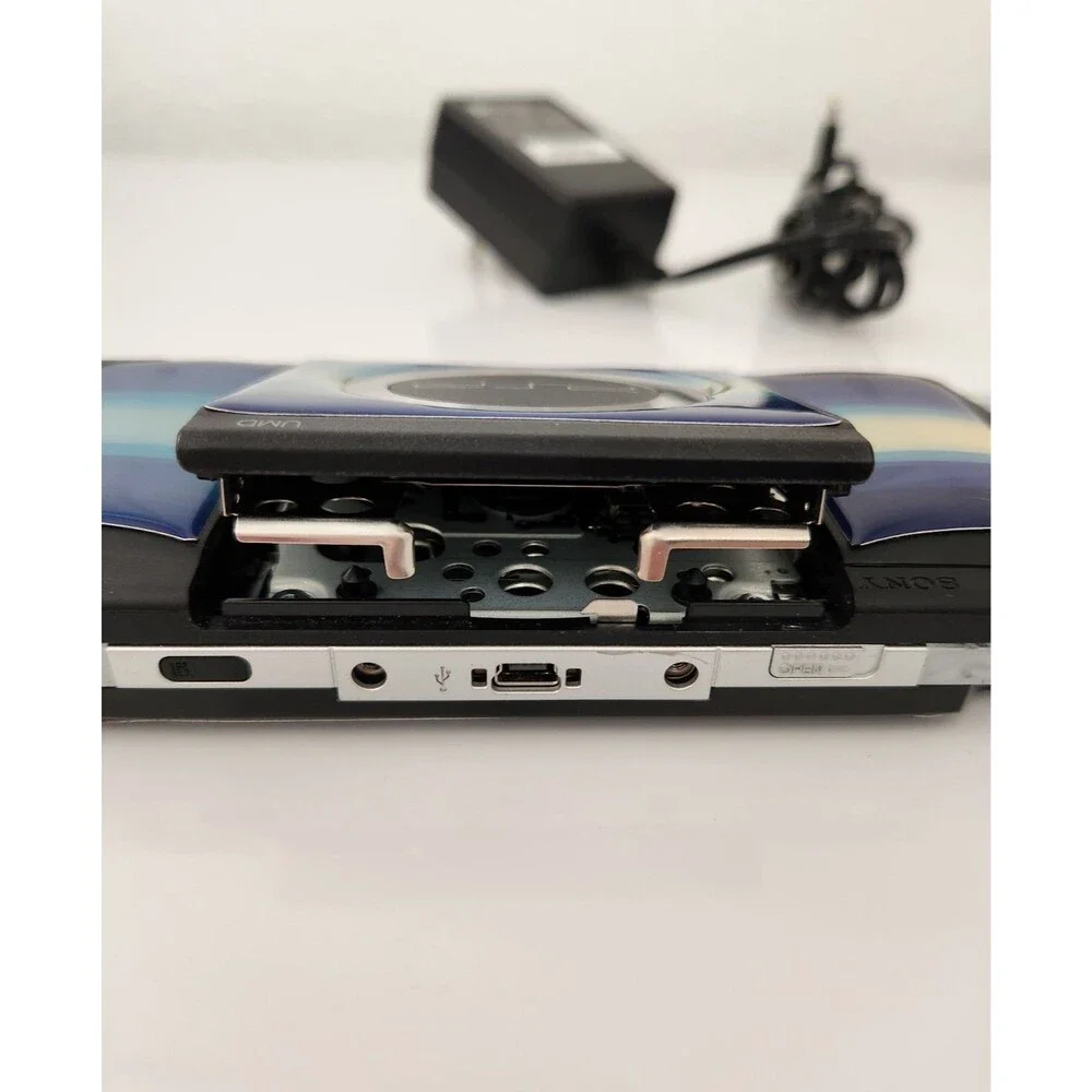 Sony PSP PSP-1001B2 PlayStation Portable - Black Handheld Console and power cord